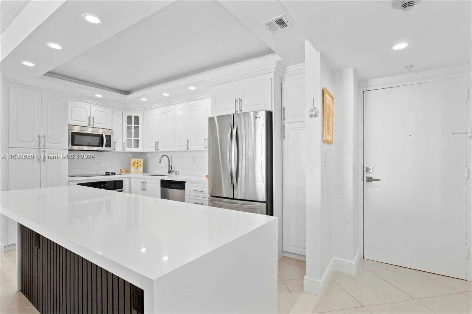 Small Image of 19390 COLLINS AVE #1106, Sunny Isles Beach Number 9