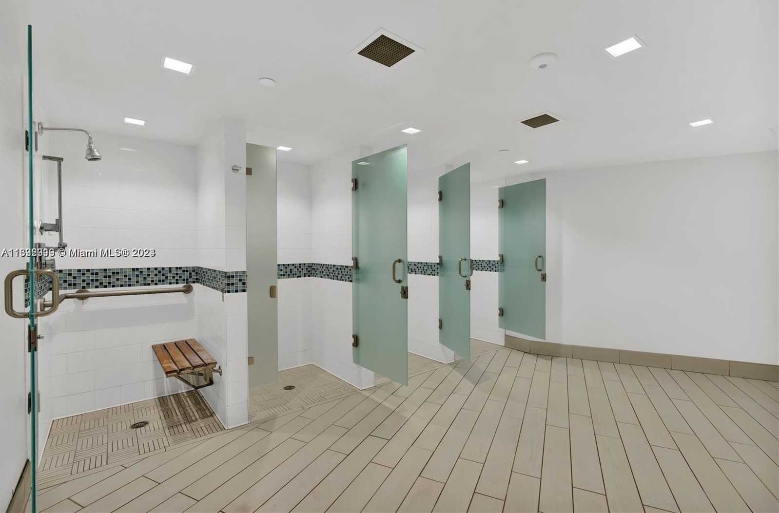 Small Image of 600 THREE ISLANDS BLVD #602, Hallandale Beach Number 29