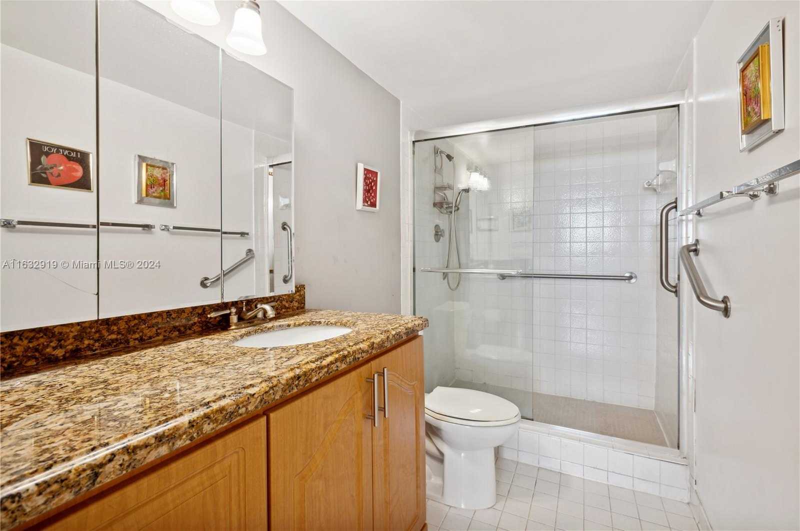 Small Image of 600 THREE ISLANDS BLVD #602, Hallandale Beach Number 9