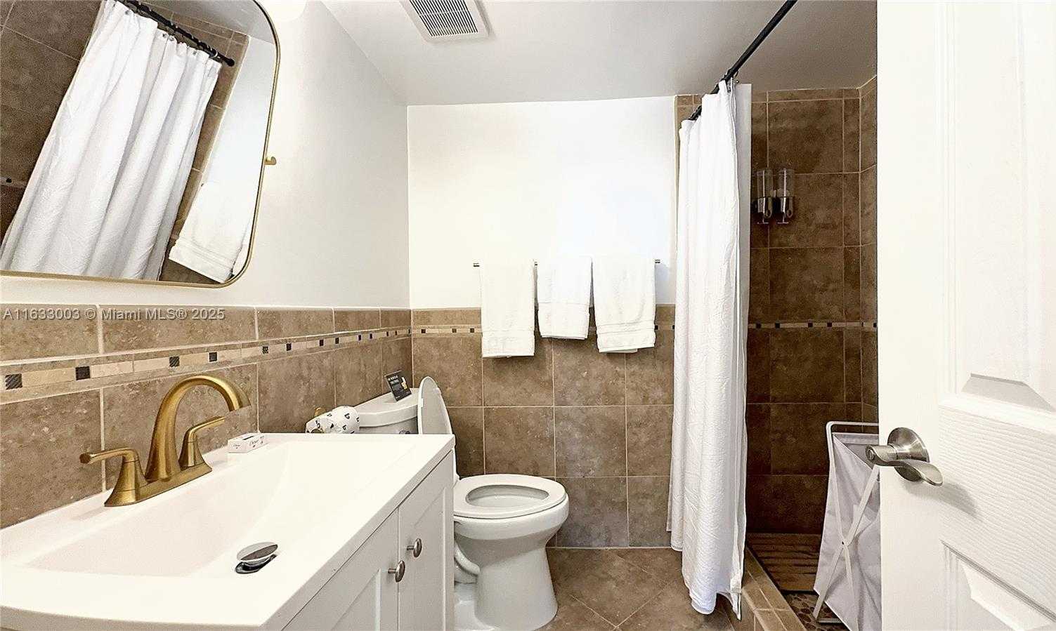 Small Image of 710 WASHINGTON AVE #506, Miami Beach Number 14