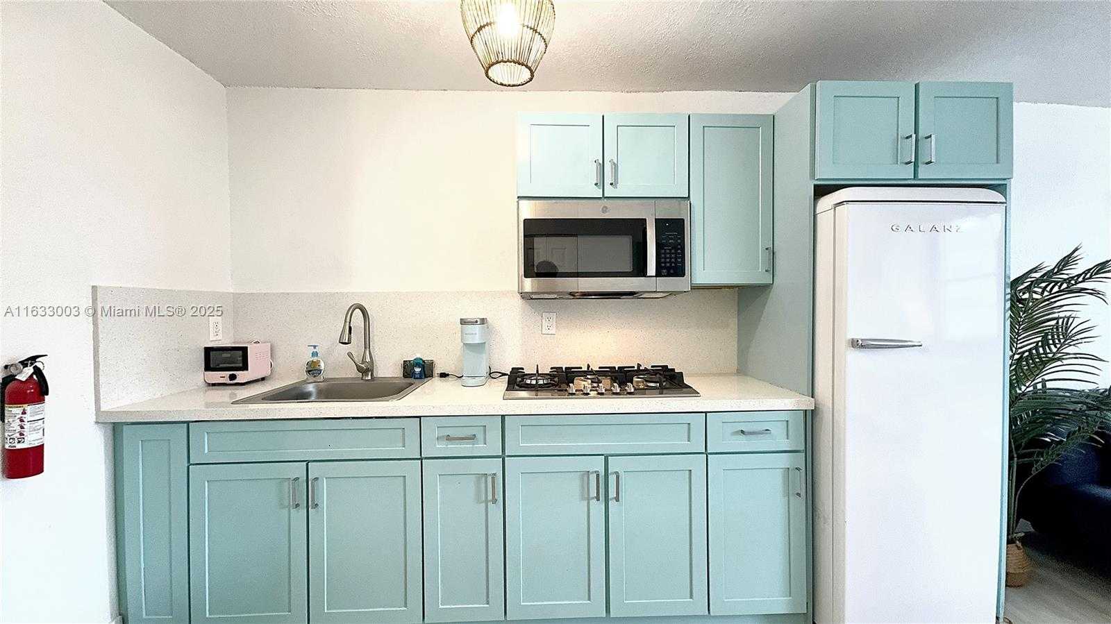 Small Image of 710 WASHINGTON AVE #506, Miami Beach Number 3