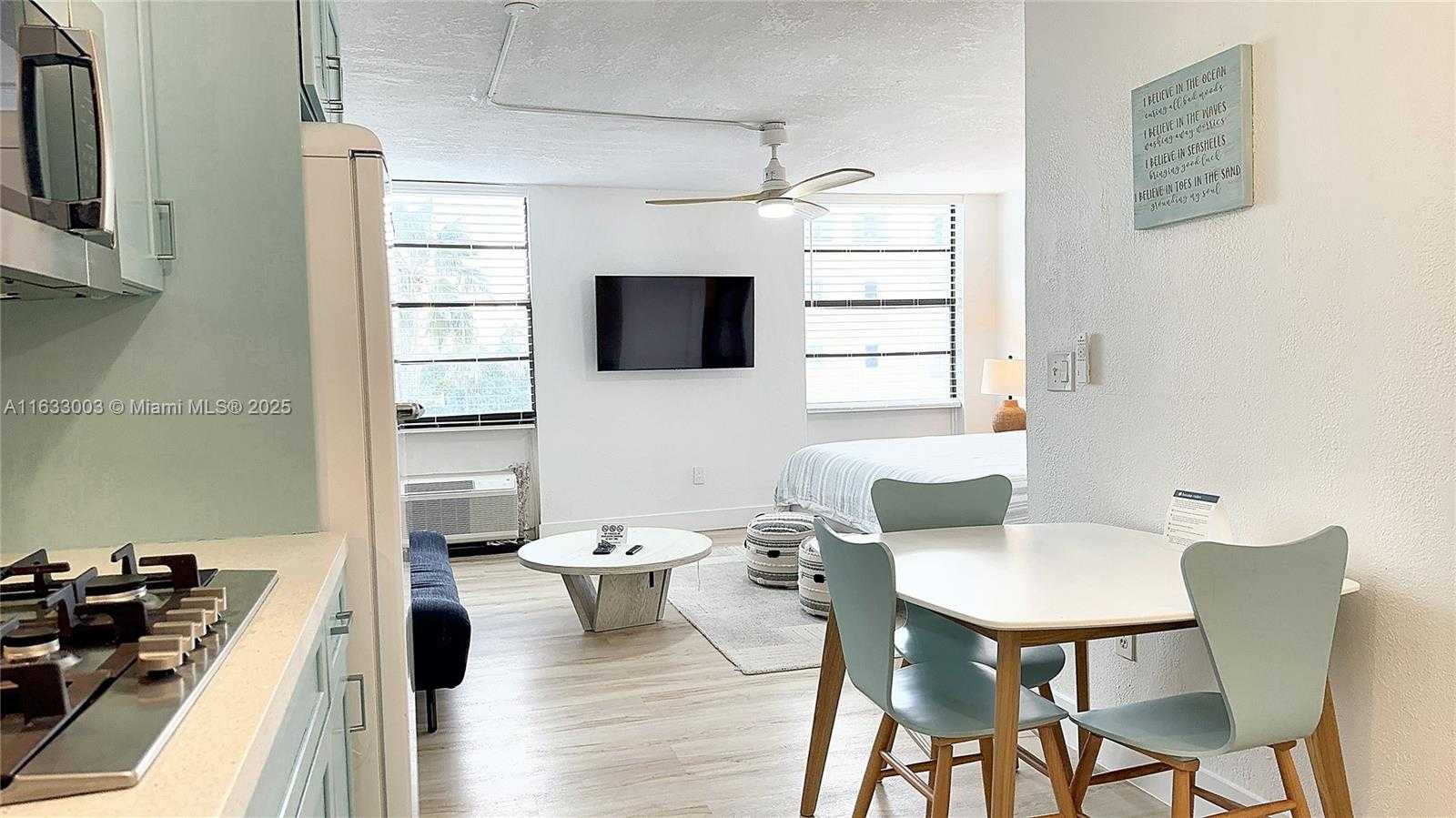 Small Image of 710 WASHINGTON AVE #506, Miami Beach Number 5