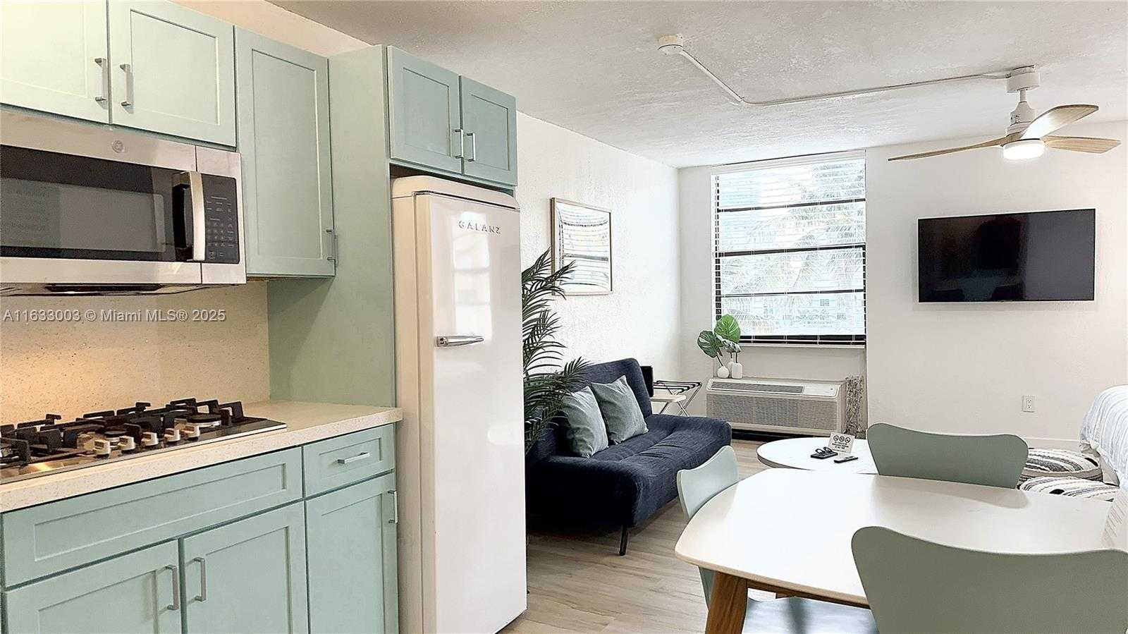 Small Image of 710 WASHINGTON AVE #506, Miami Beach Number 7