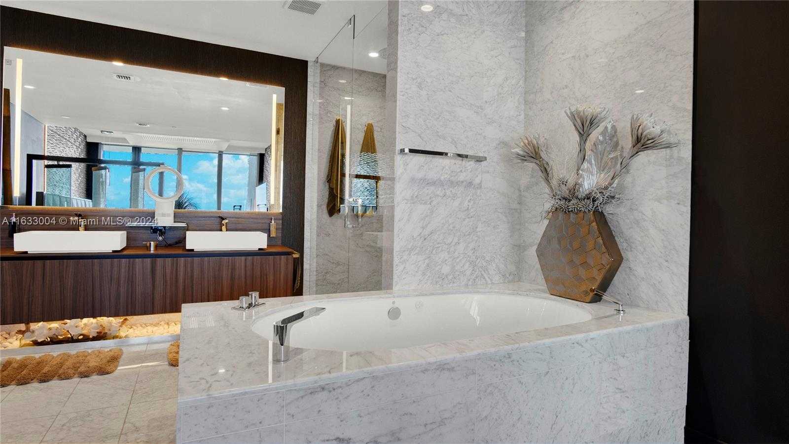 Small Image of 1000 BRICKELL PLAZA #PH6001, Miami Number 28