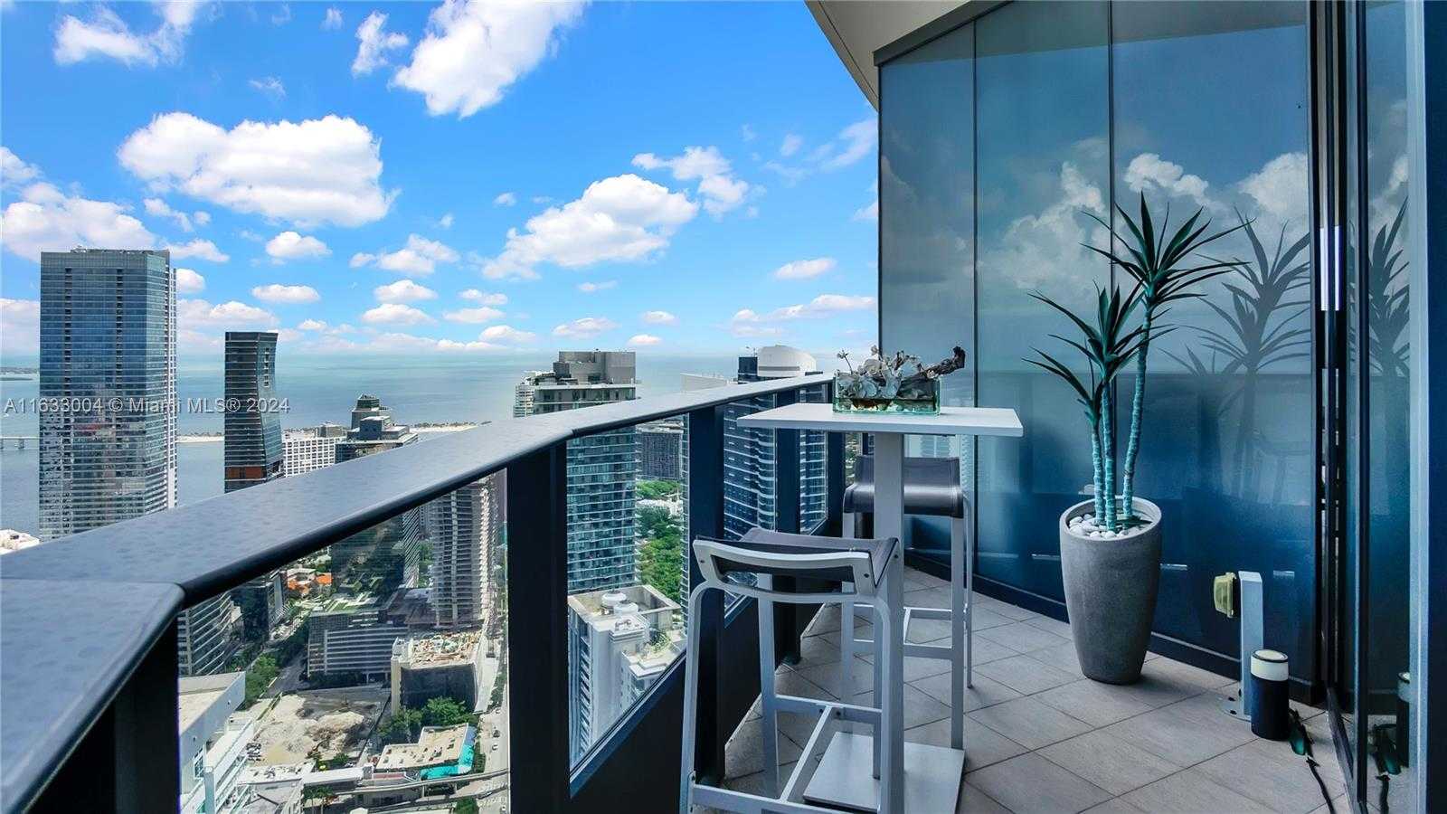 Small Image of 1000 BRICKELL PLAZA #PH6001, Miami Number 41