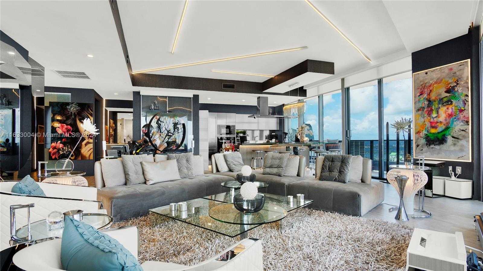 Small Image of 1000 BRICKELL PLAZA #PH6001, Miami Number 6