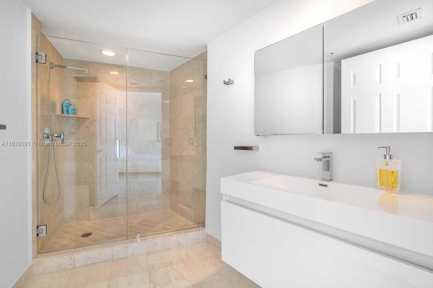 Small Image of 3370 HIDDEN BAY DR #PH3615, Aventura Number 17