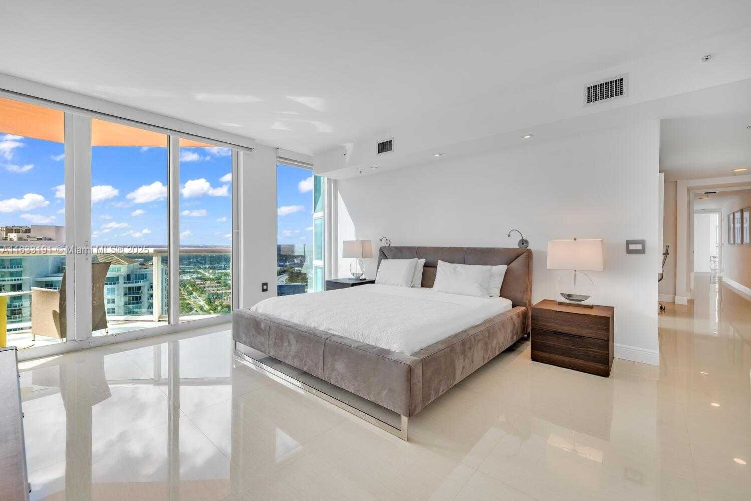 Small Image of 3370 HIDDEN BAY DR #PH3615, Aventura Number 24