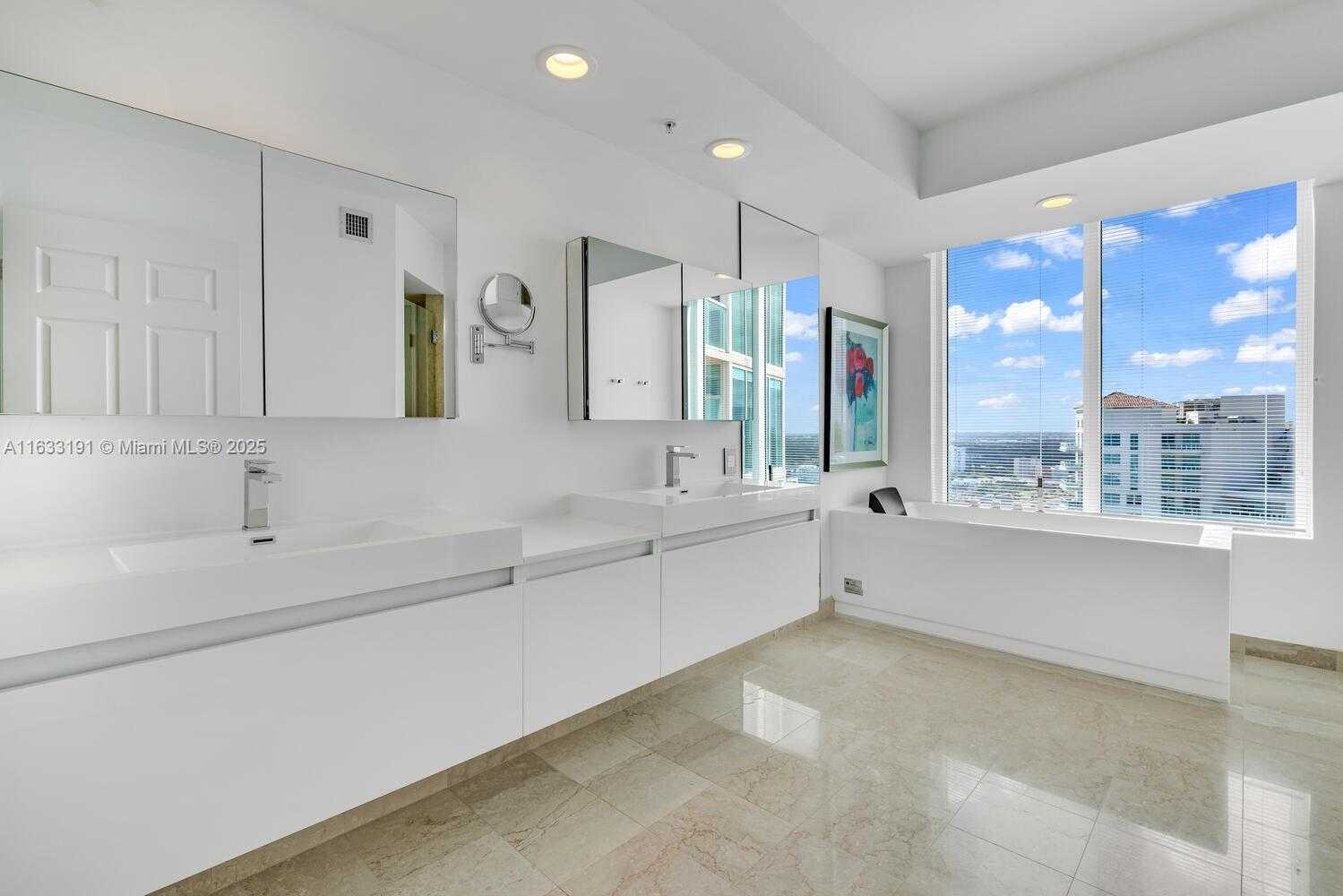 Small Image of 3370 HIDDEN BAY DR #PH3615, Aventura Number 26