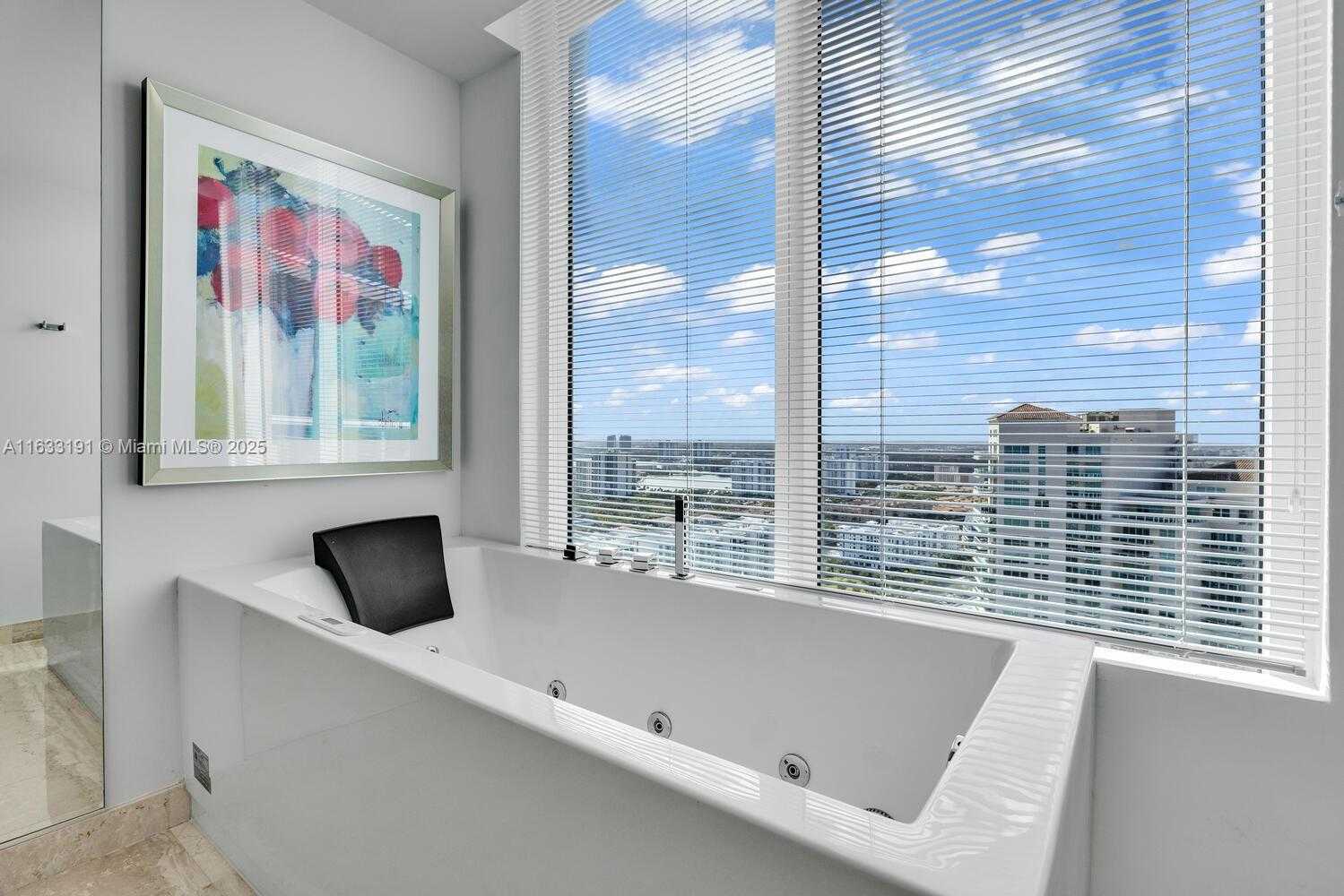 Small Image of 3370 HIDDEN BAY DR #PH3615, Aventura Number 27