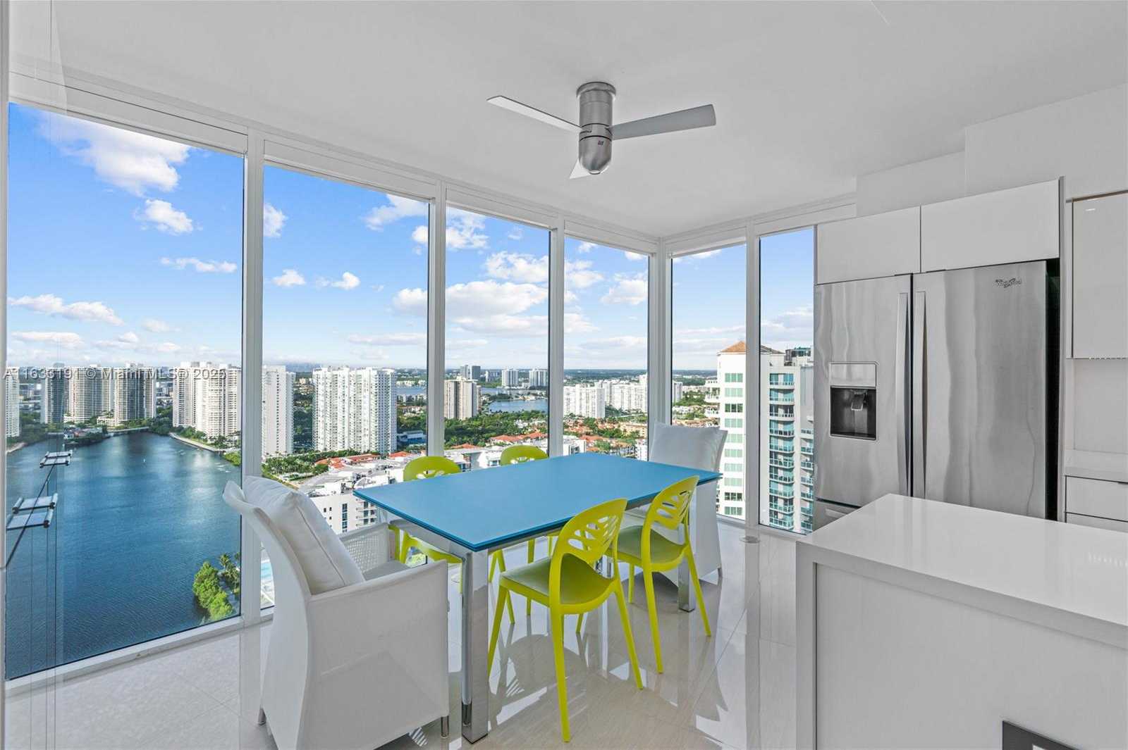 Small Image of 3370 HIDDEN BAY DR #PH3615, Aventura Number 9