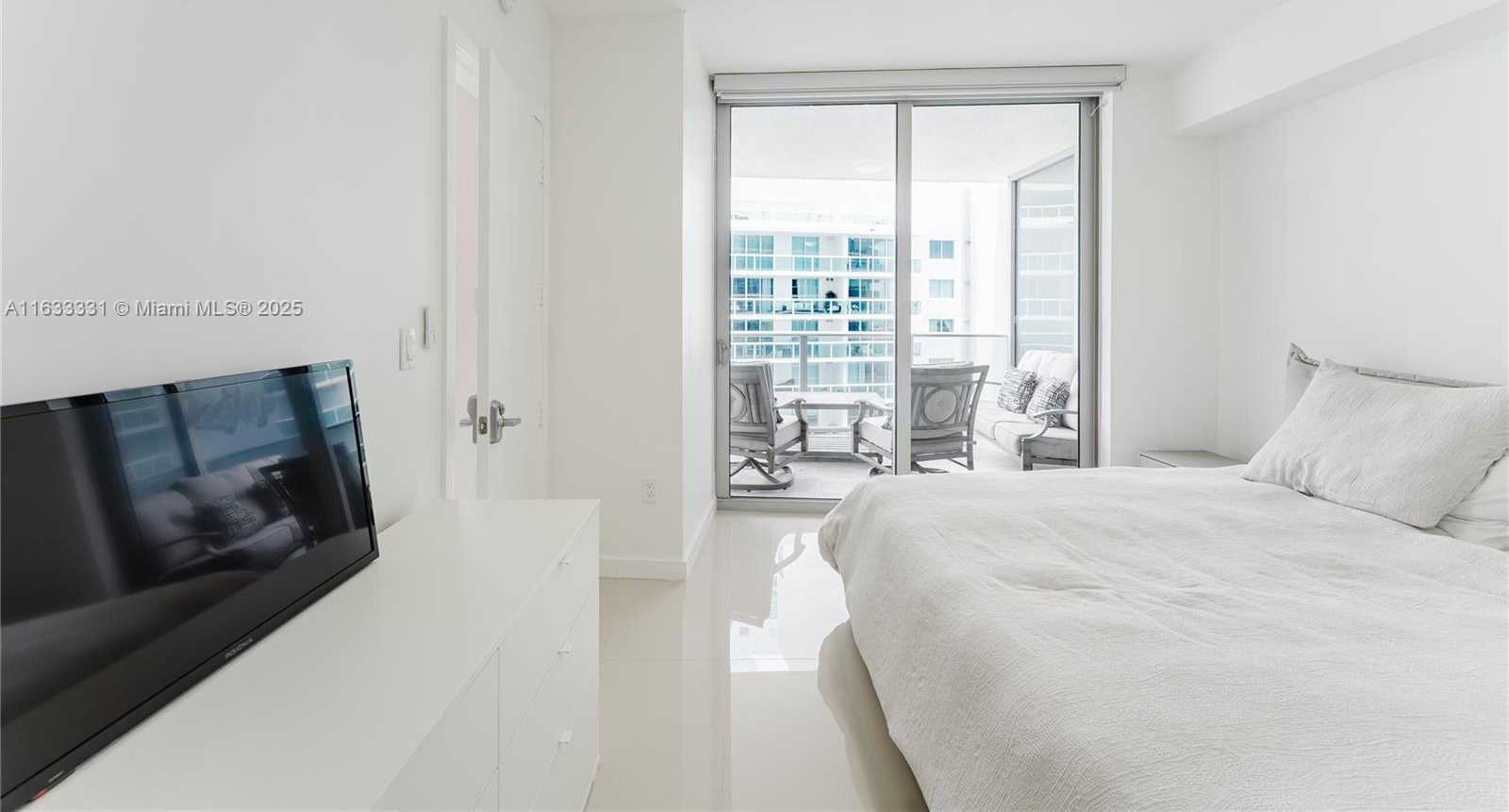 Small Image of 488 NORTH EAST 18TH ST #3209, Miami Number 20