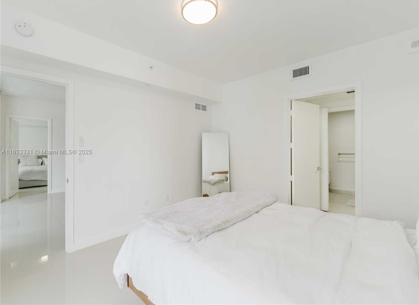 Small Image of 488 NORTH EAST 18TH ST #3209, Miami Number 23