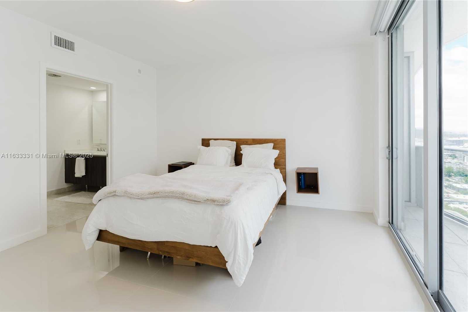 Small Image of 488 NORTH EAST 18TH ST #3209, Miami Number 24