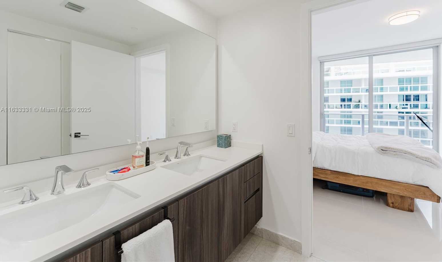 Small Image of 488 NORTH EAST 18TH ST #3209, Miami Number 29