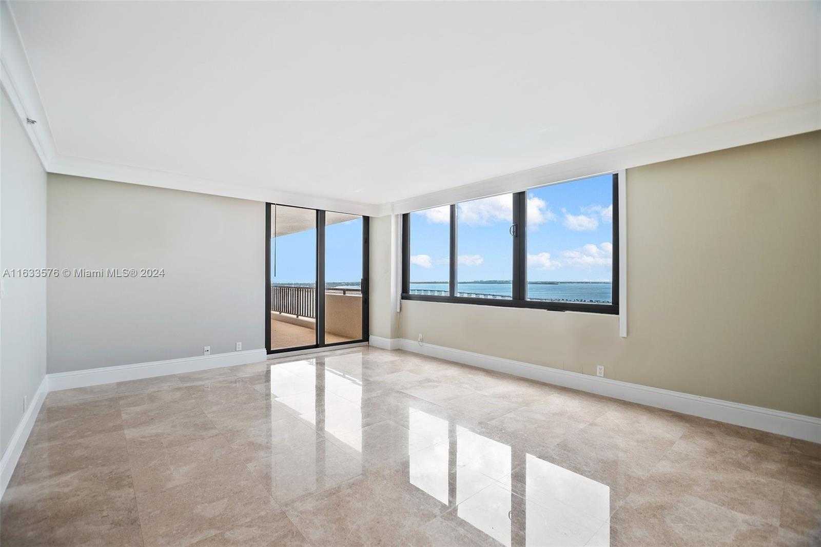 Small Image of 1581 BRICKELL AVE #2101, Miami Number 15