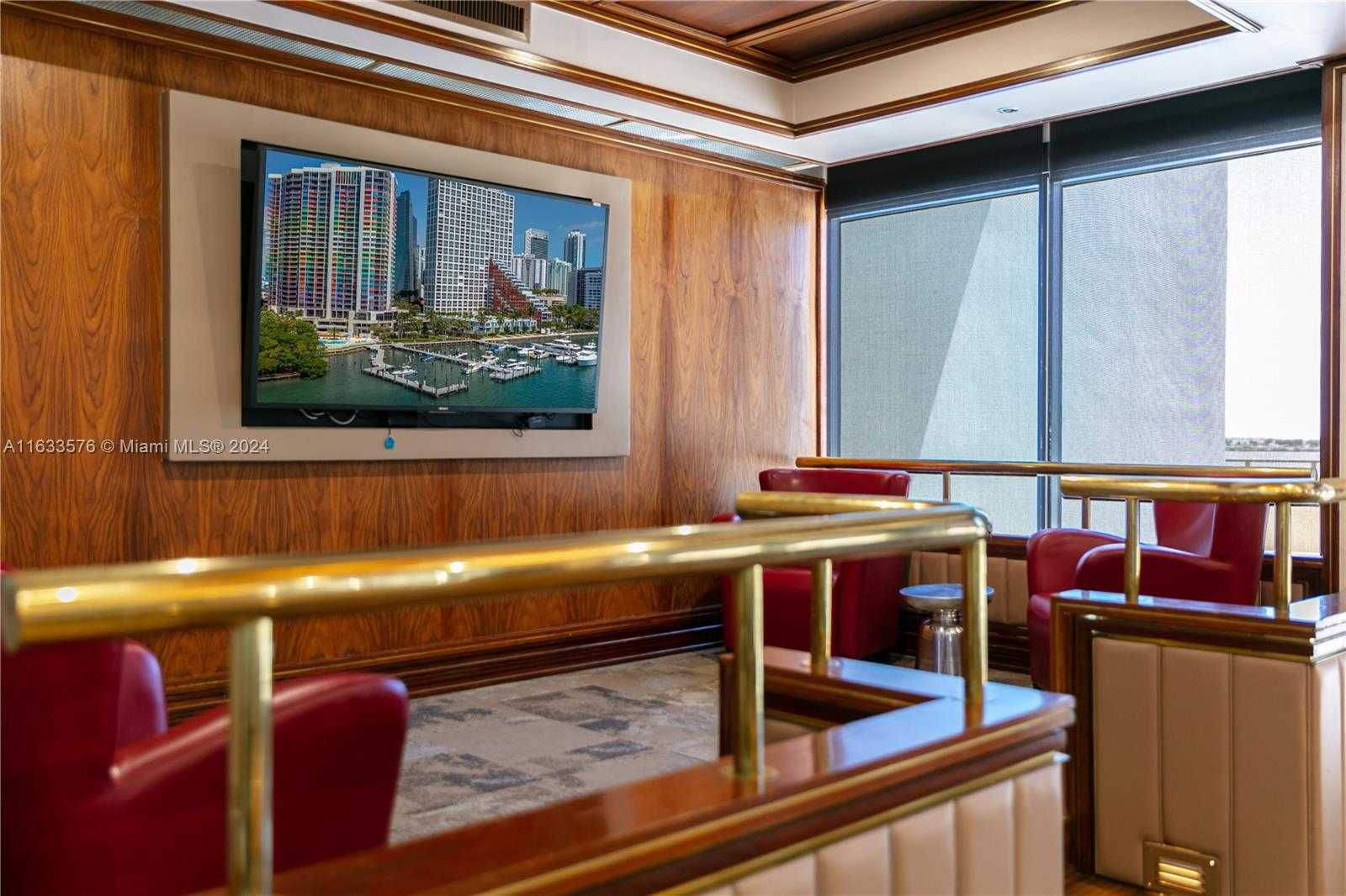 Small Image of 1581 BRICKELL AVE #2101, Miami Number 47