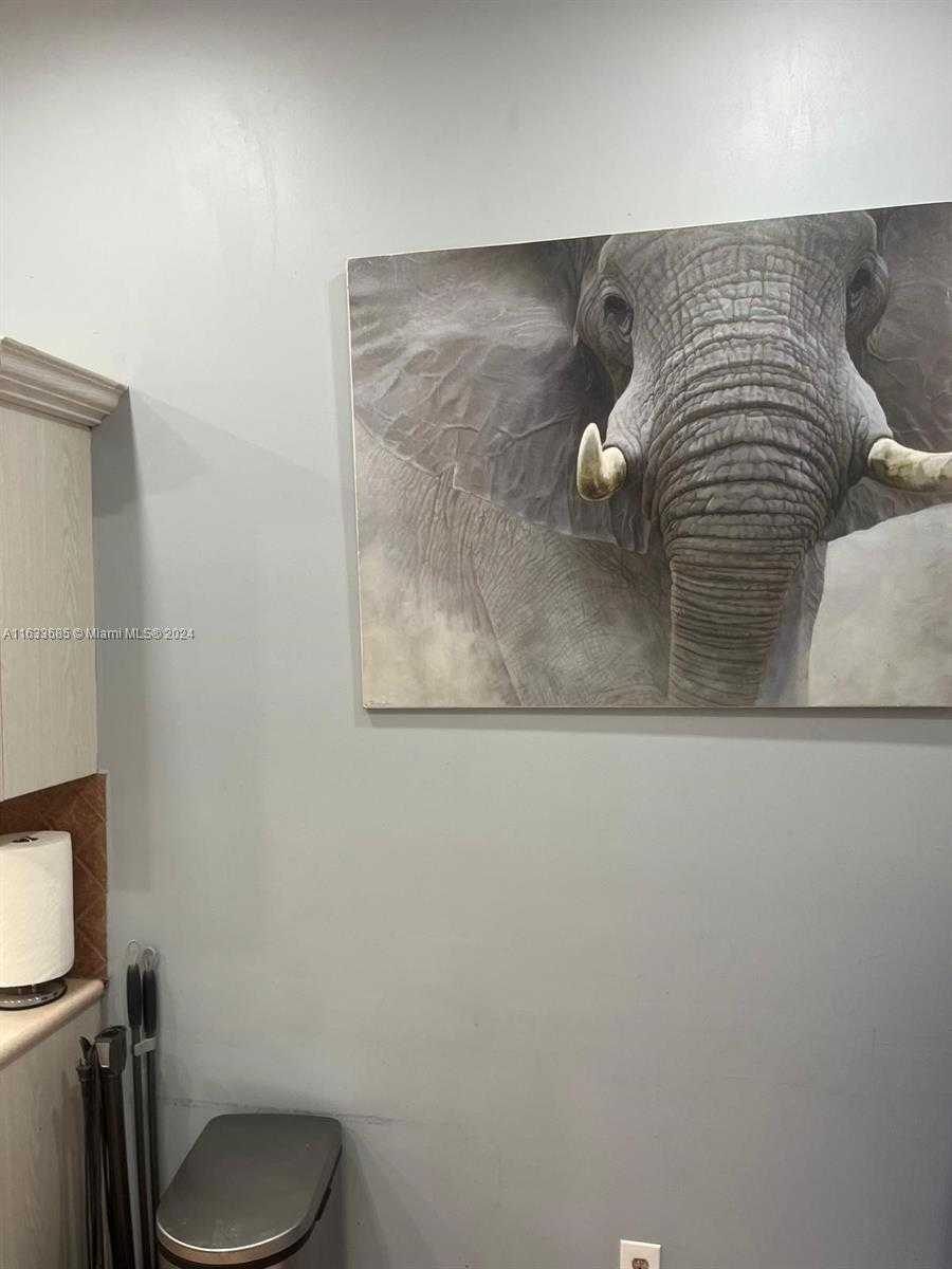 Small Image of 5299 EUROPA DR #I, Boynton Beach Number 18