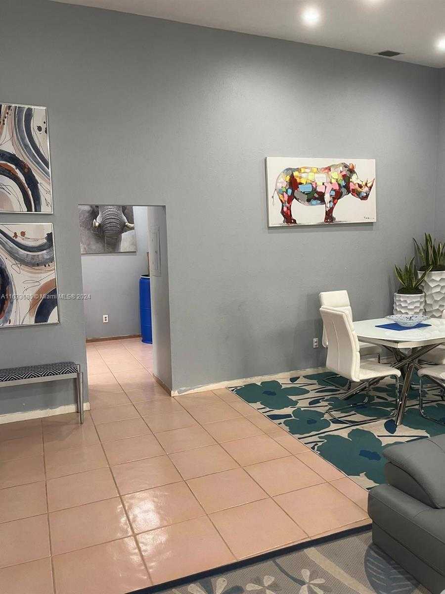 Small Image of 5299 EUROPA DR #I, Boynton Beach Number 19