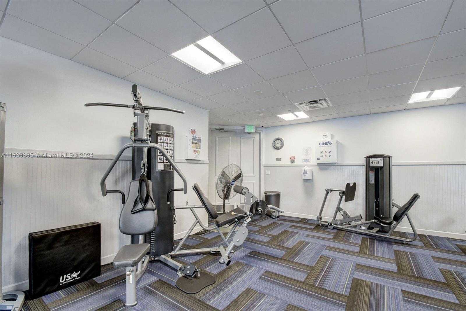 Small Image of 5299 EUROPA DR #I, Boynton Beach Number 51