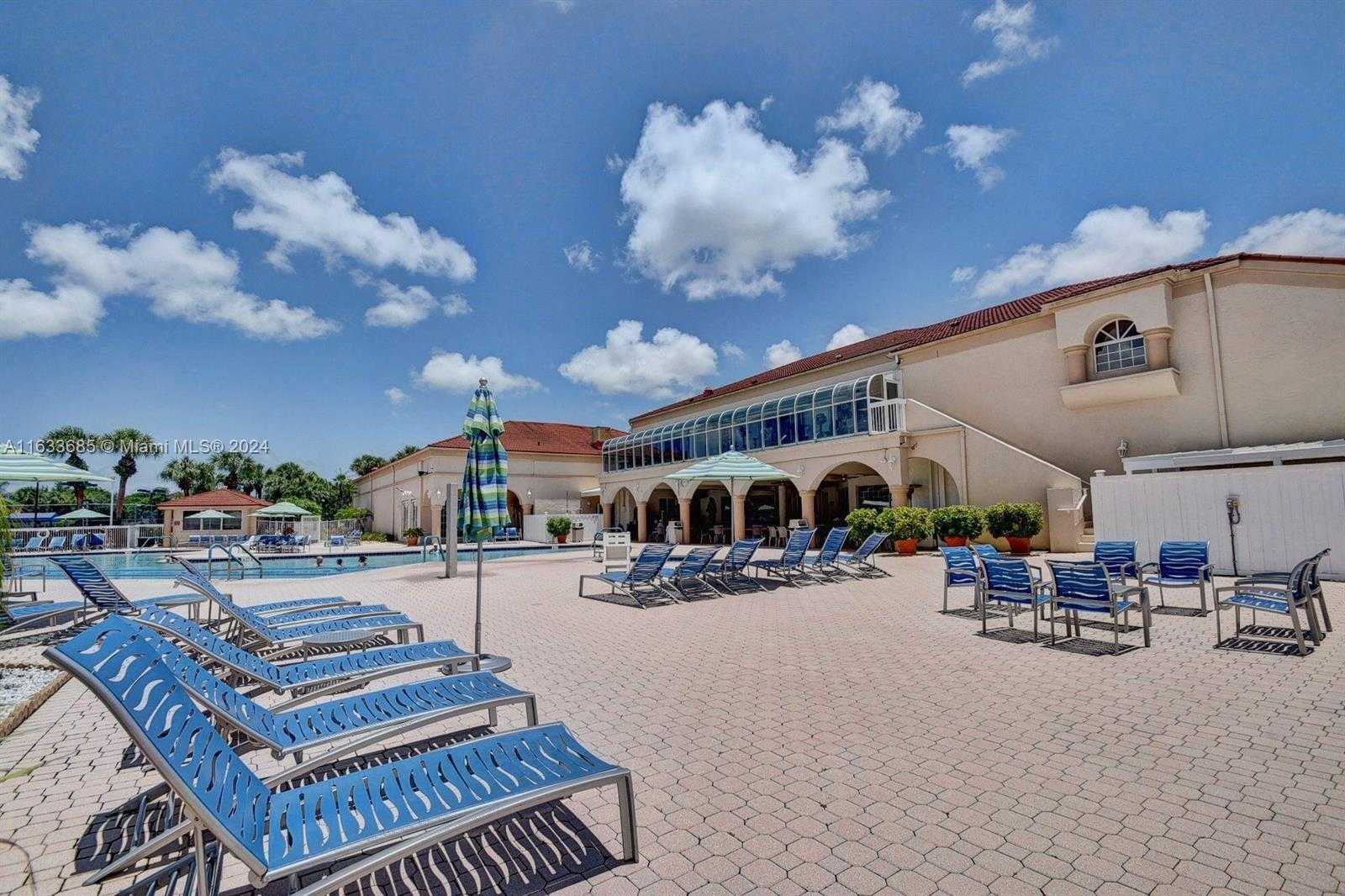 Small Image of 5299 EUROPA DR #I, Boynton Beach Number 62