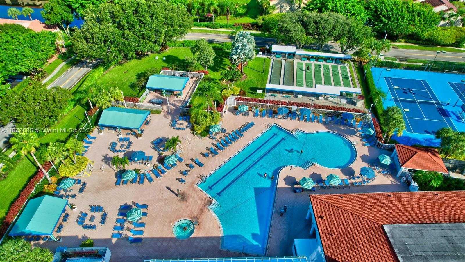 Small Image of 5299 EUROPA DR #I, Boynton Beach Number 78