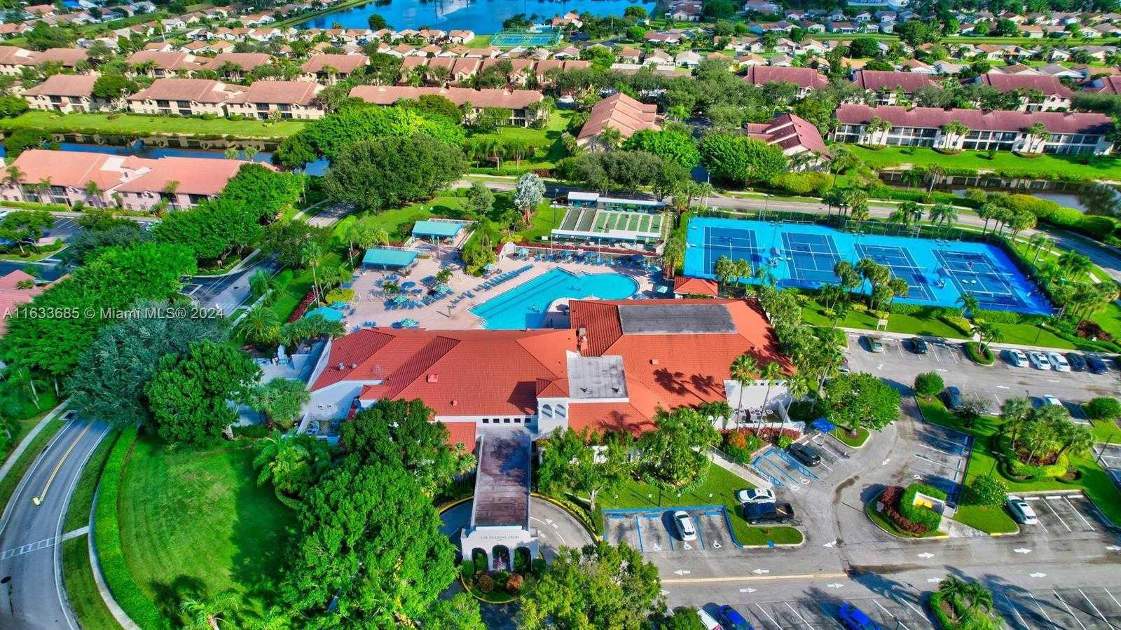 Small Image of 5299 EUROPA DR #I, Boynton Beach Number 79