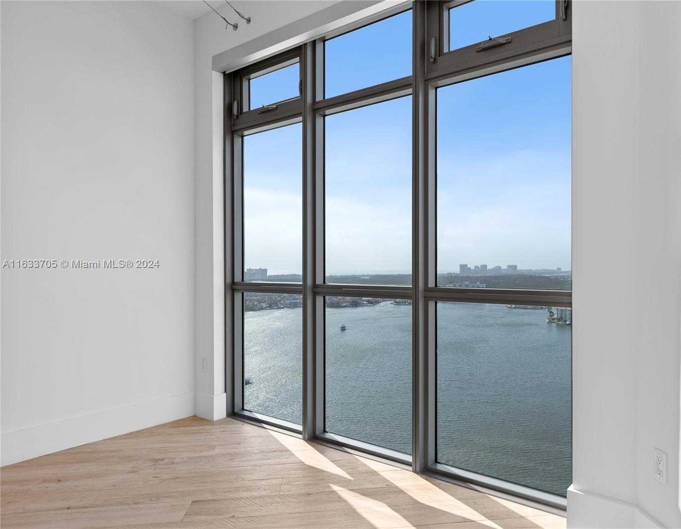 Small Image of 17301 BISCAYNE BLVD #LPH 09, North Miami Beach Number 9