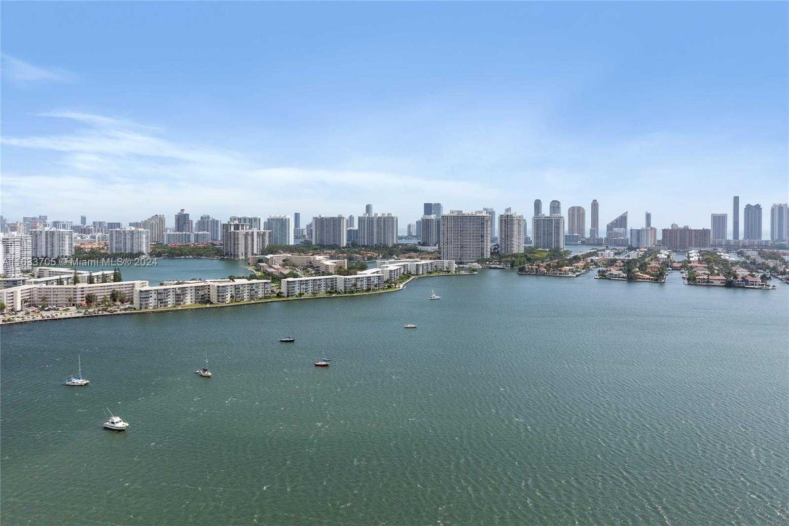 Small Image of 17301 BISCAYNE BLVD #LPH 09, North Miami Beach Number 91