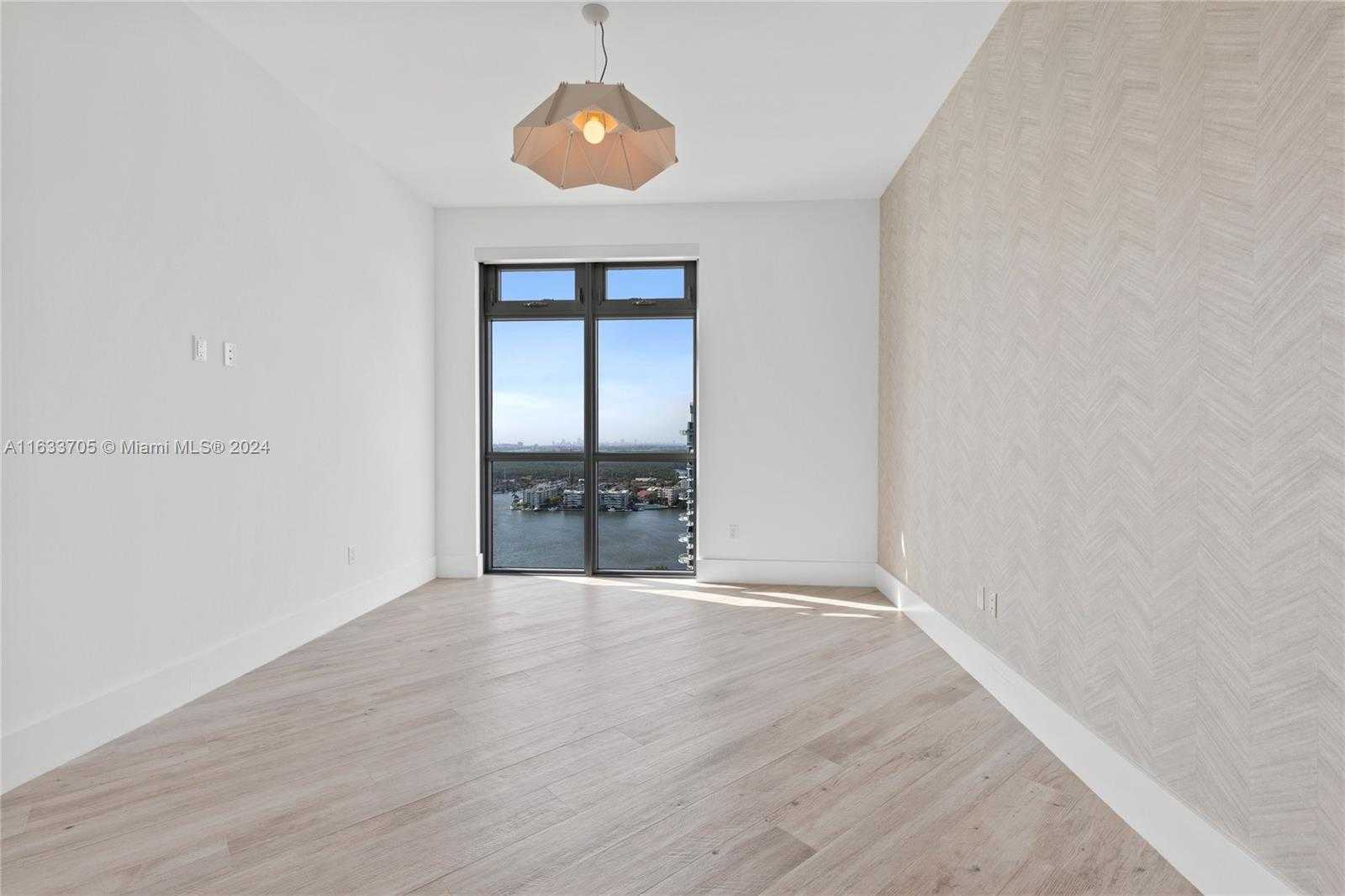Small Image of 17301 BISCAYNE BLVD #LPH 09, North Miami Beach Number 92