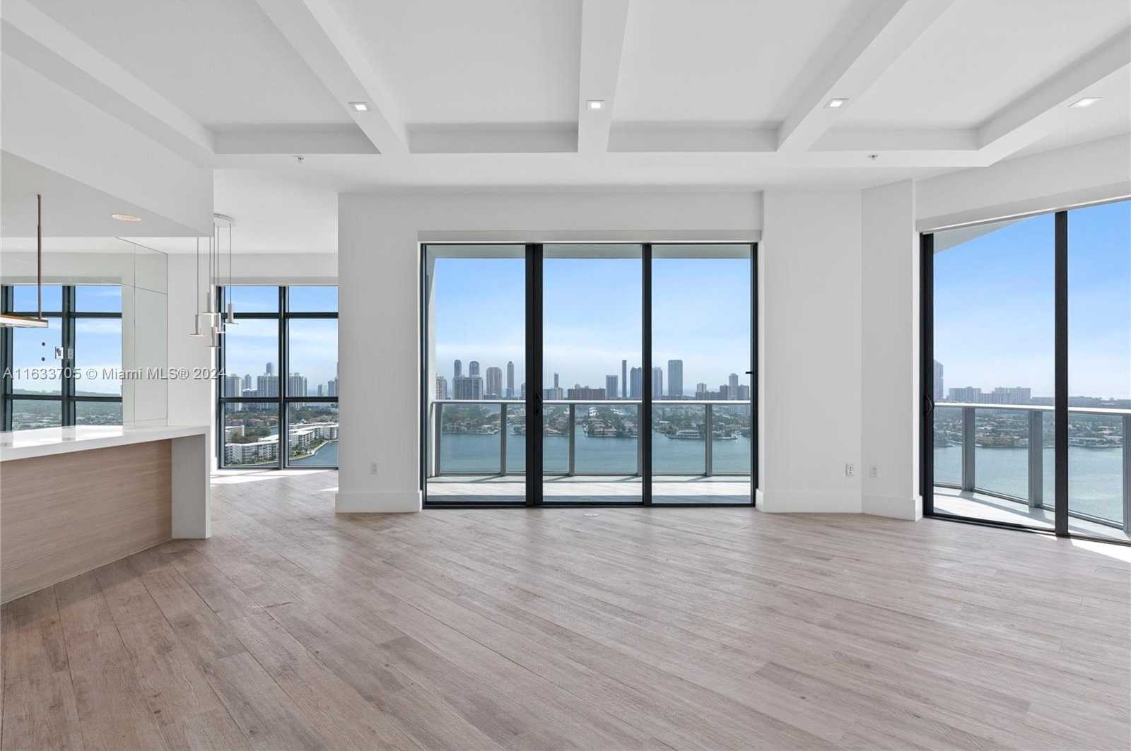 Small Image of 17301 BISCAYNE BLVD #LPH 09, North Miami Beach Number 93