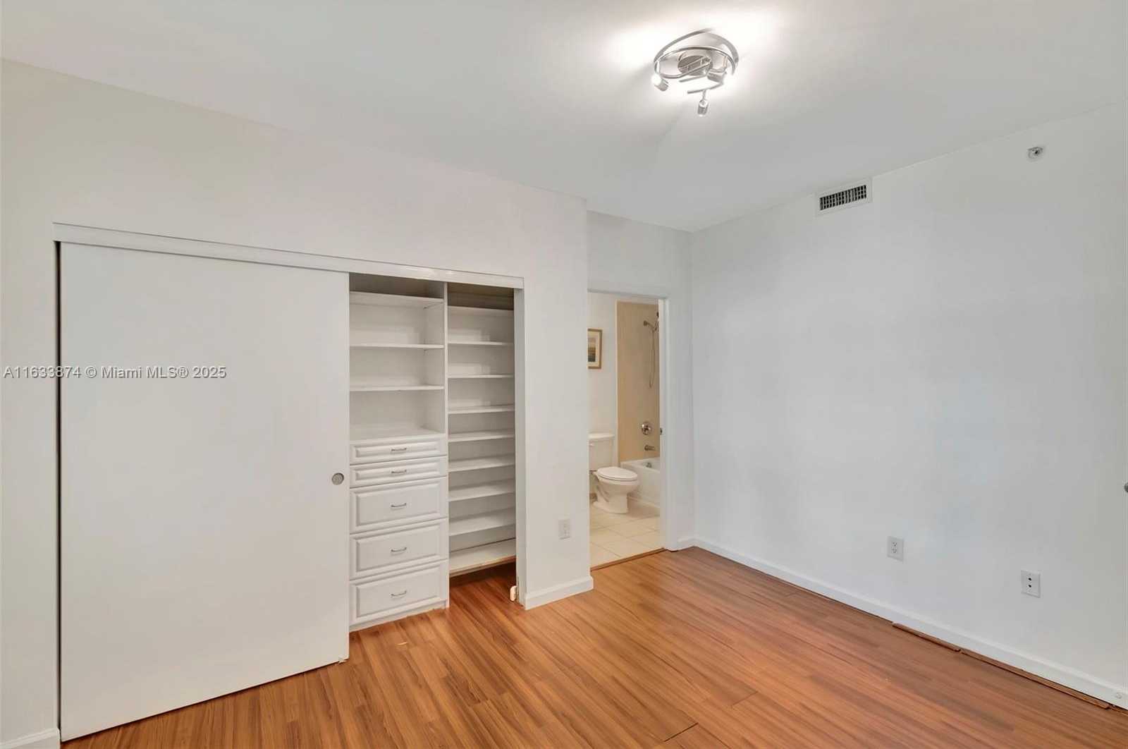Small Image of 3340 NORTH EAST 190TH ST #1102, Aventura Number 26