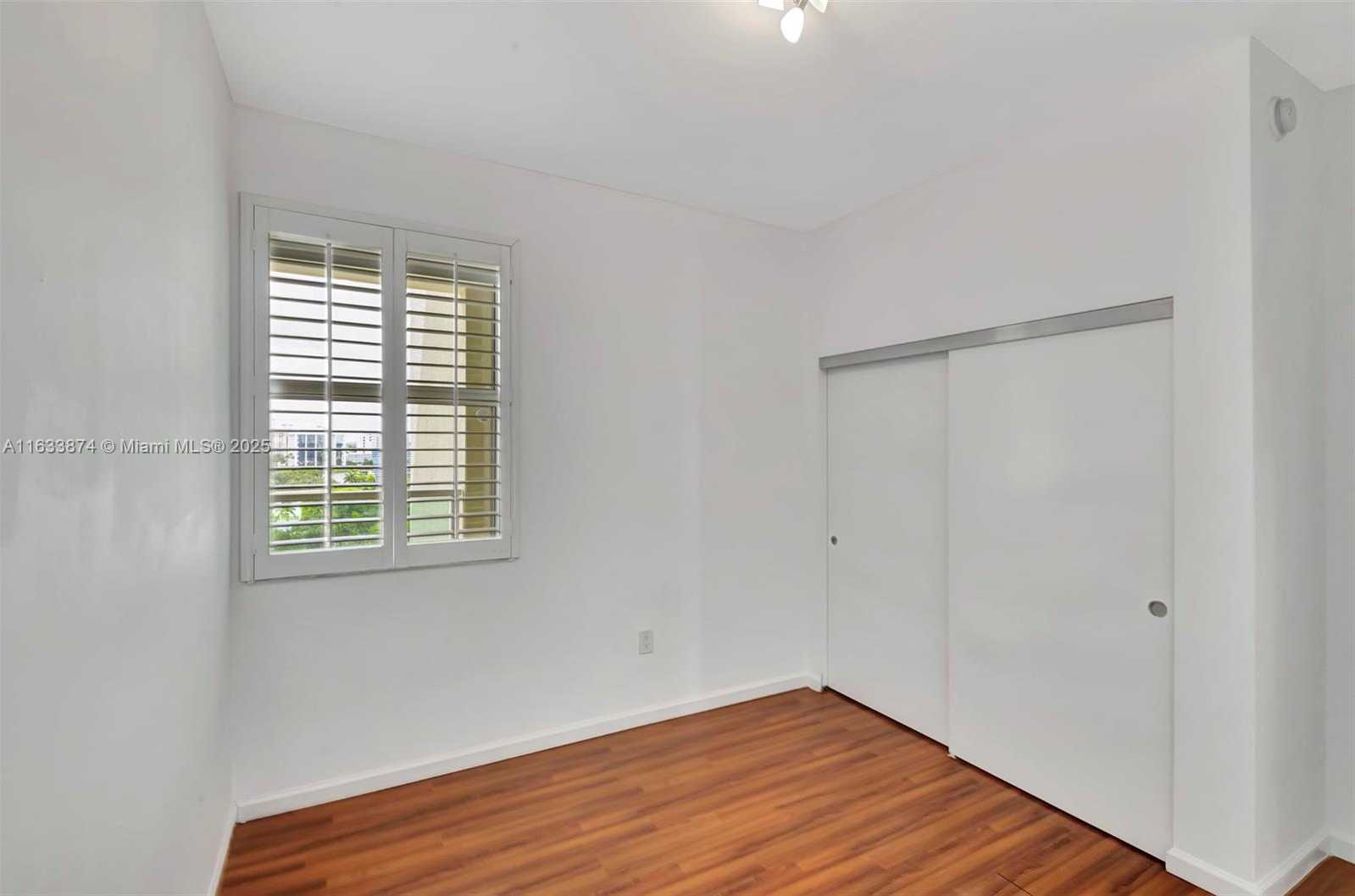 Small Image of 3340 NORTH EAST 190TH ST #1102, Aventura Number 28