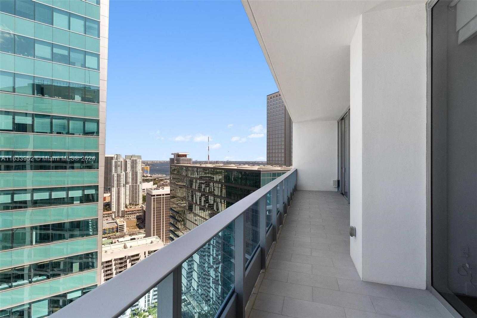 Small Image of 200 BISCAYNE BOULEVARD WAY #5211, Miami Number 29