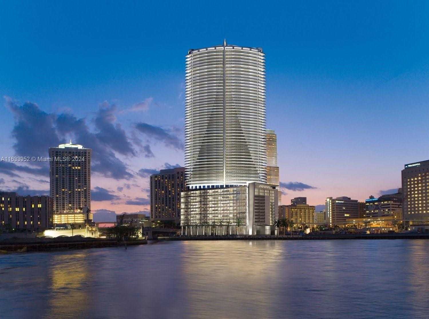 Small Image of 200 BISCAYNE BOULEVARD WAY #5211, Miami Number 32
