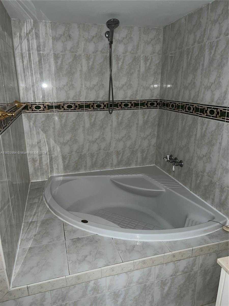Small Image of 555 NORTH EAST 15TH ST #16J, Miami Number 9