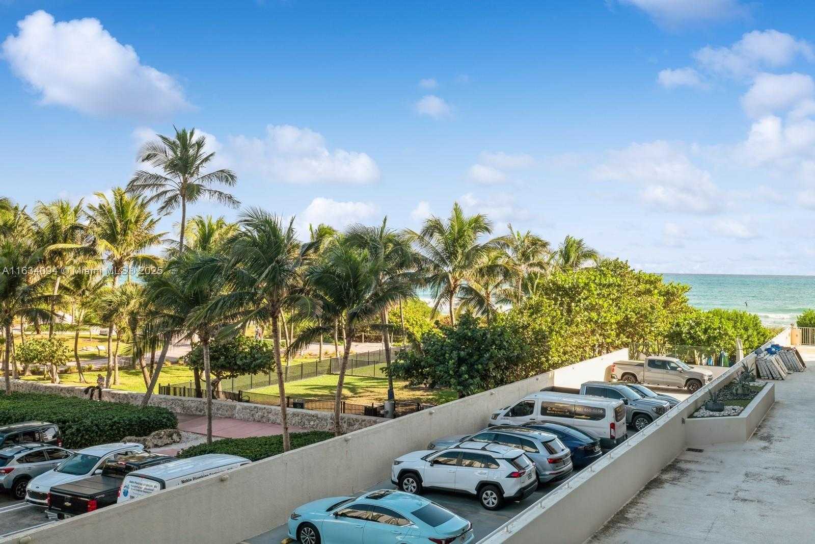 Small Image of 6423 COLLINS AVE #310, Miami Beach Number 13