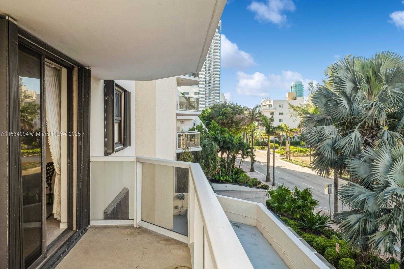 Small Image of 6423 COLLINS AVE #310, Miami Beach Number 7