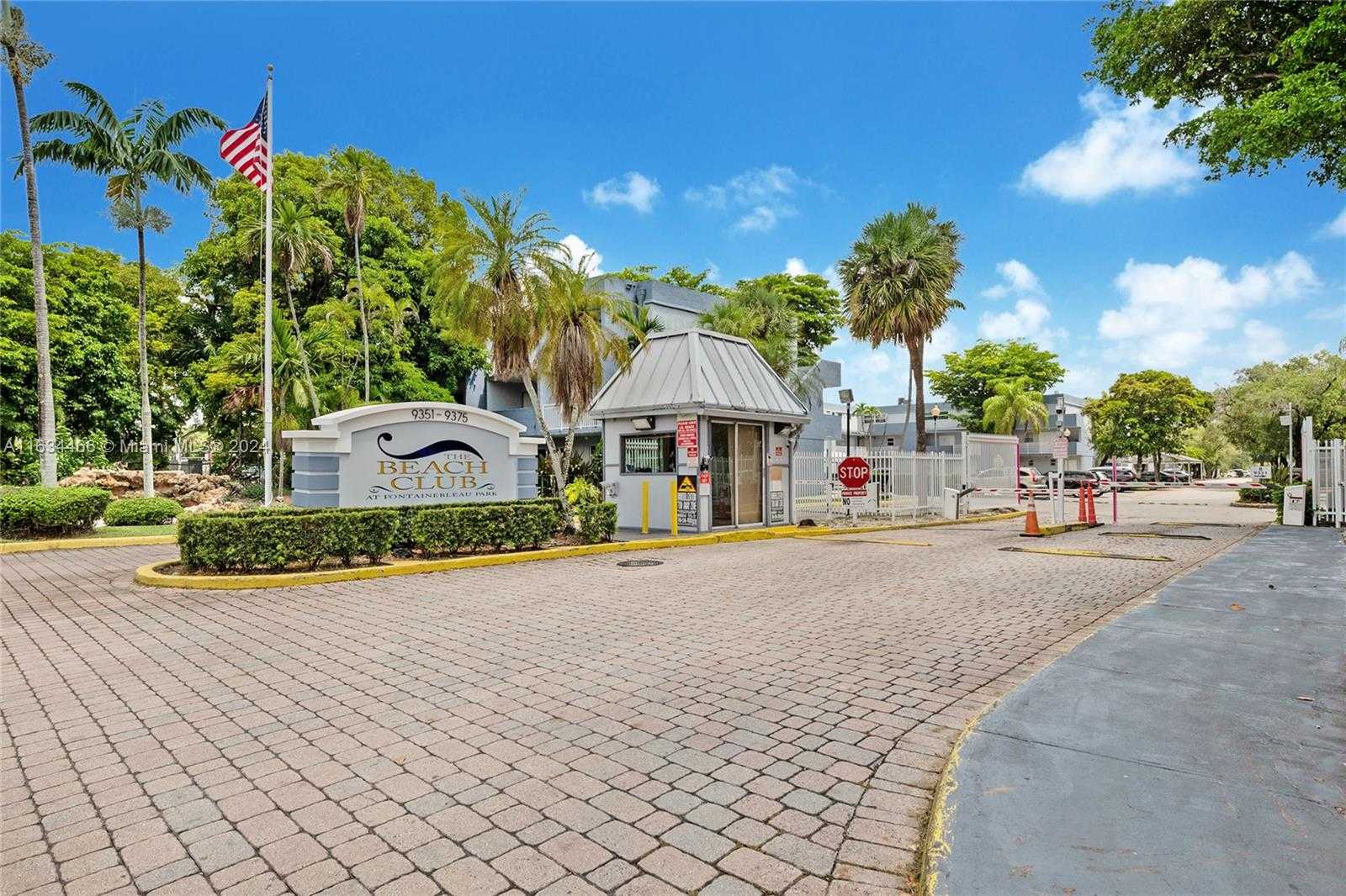Small Image of 9367 FONTAINEBLEAU BLVD #G115, Miami Number 13