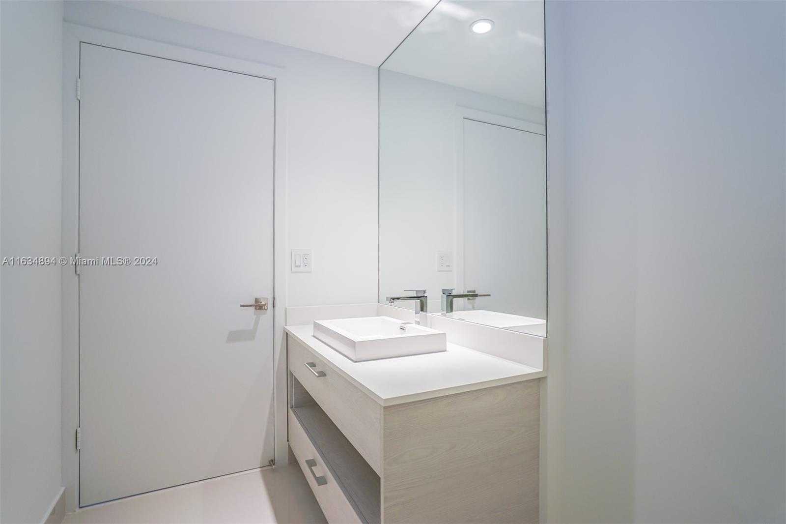 Small Image of 55 SOUTH WEST 9TH ST #2108, Miami Number 16