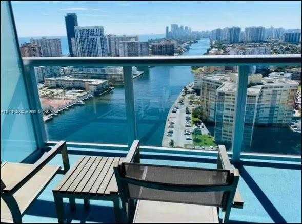 Small Image of 2602 E Hallandale Beach Blvd, Hallandale Beach, FL 33009, USA Number 10