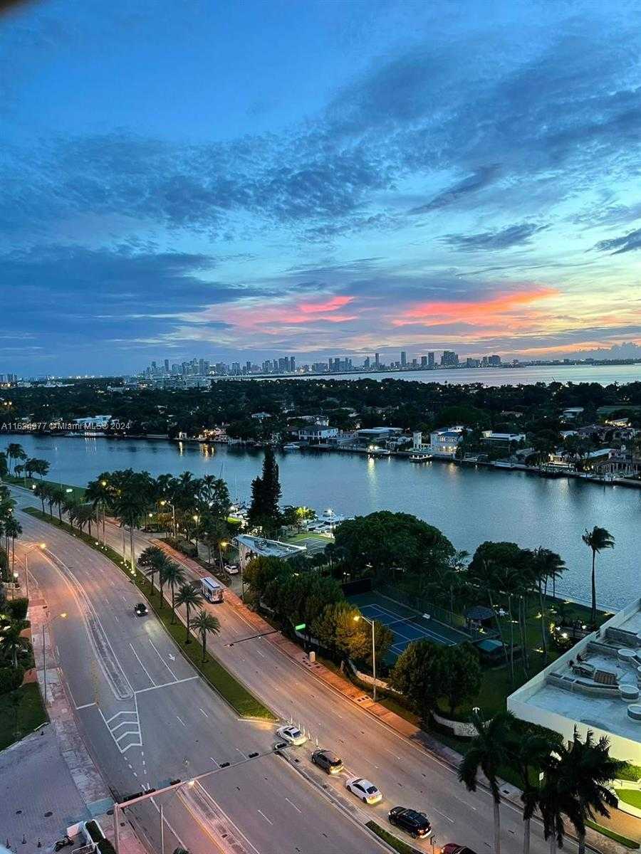 Small Image of 5445 COLLINS AVE #1607, Miami Beach Number 4