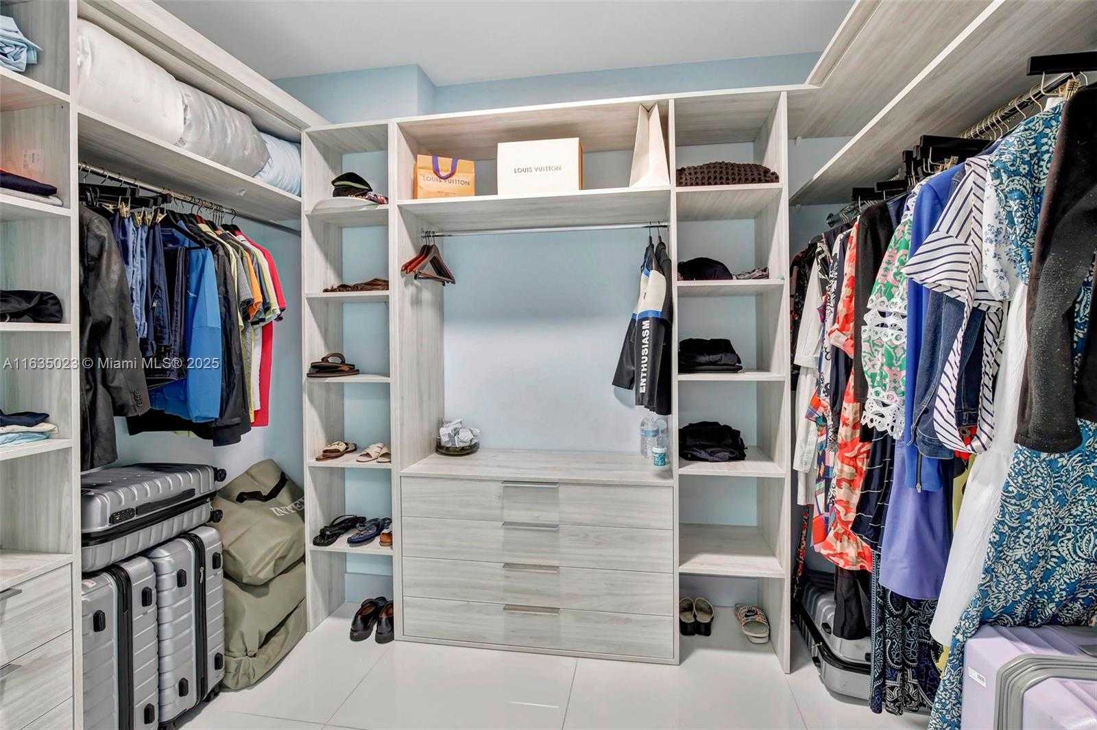 Small Image of 3301 NORTH EAST 183RD ST #1209, Aventura Number 28