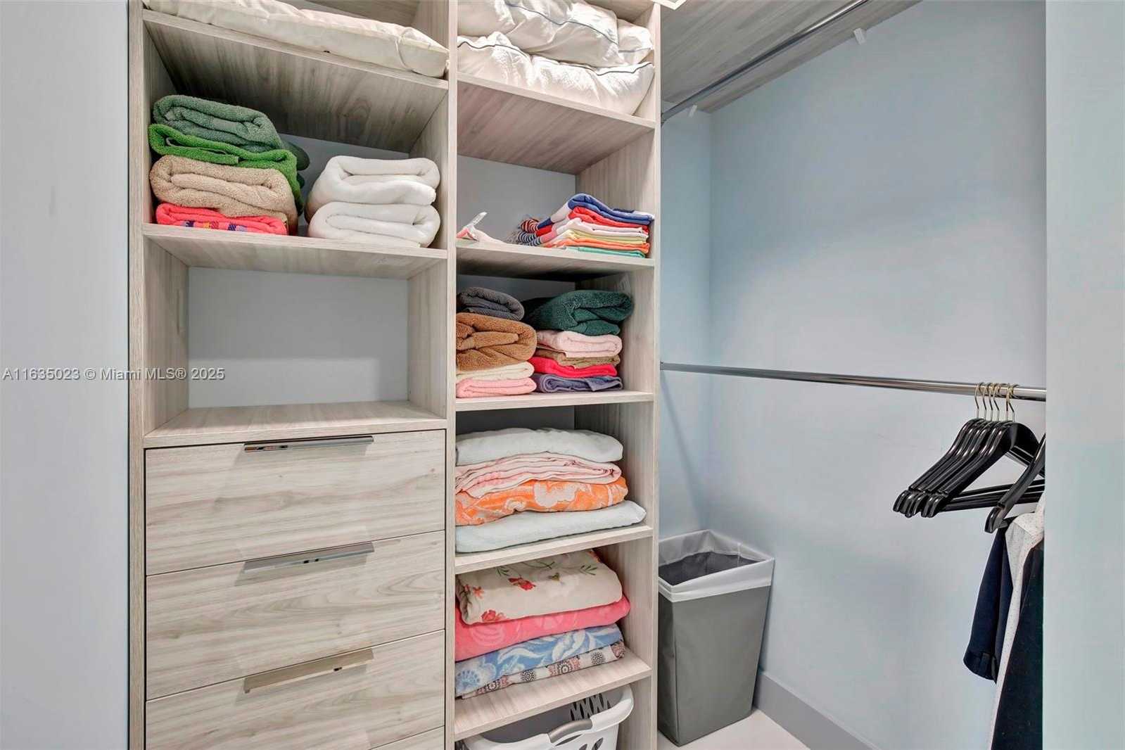 Small Image of 3301 NORTH EAST 183RD ST #1209, Aventura Number 31