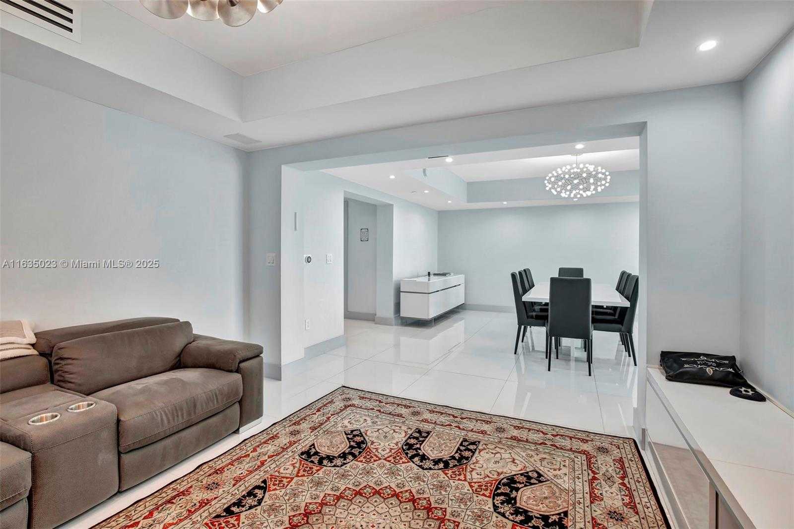Small Image of 3301 NORTH EAST 183RD ST #1209, Aventura Number 39