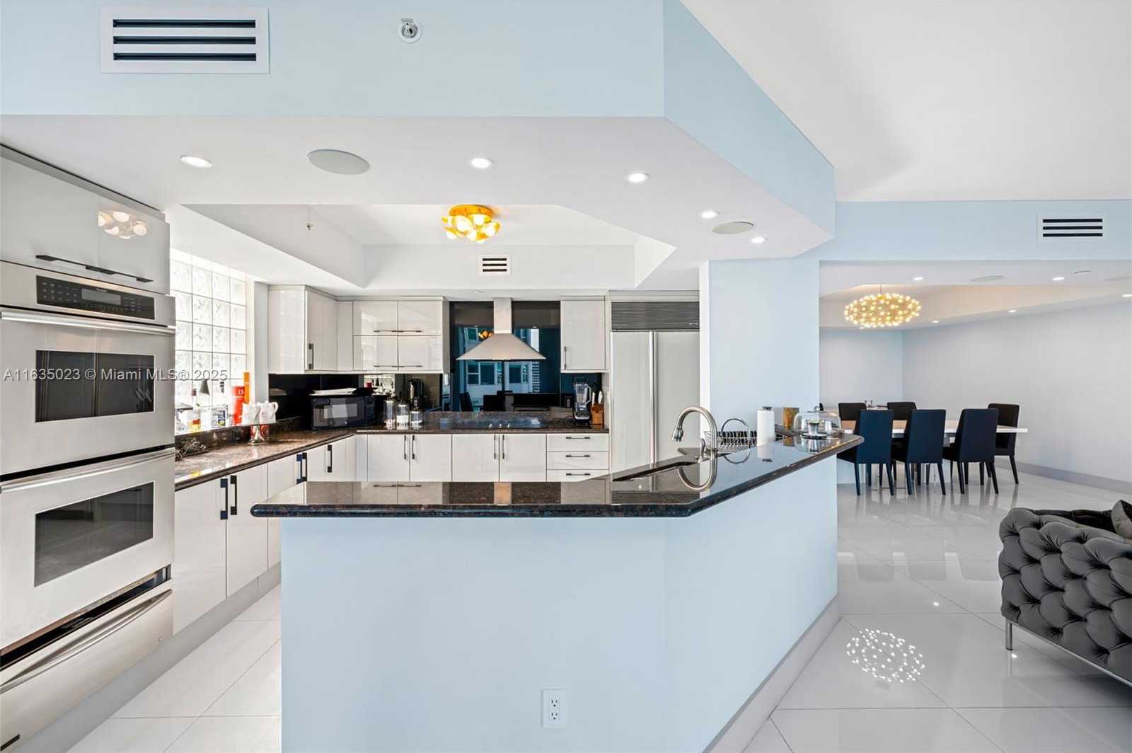 Small Image of 3301 NORTH EAST 183RD ST #1209, Aventura Number 49