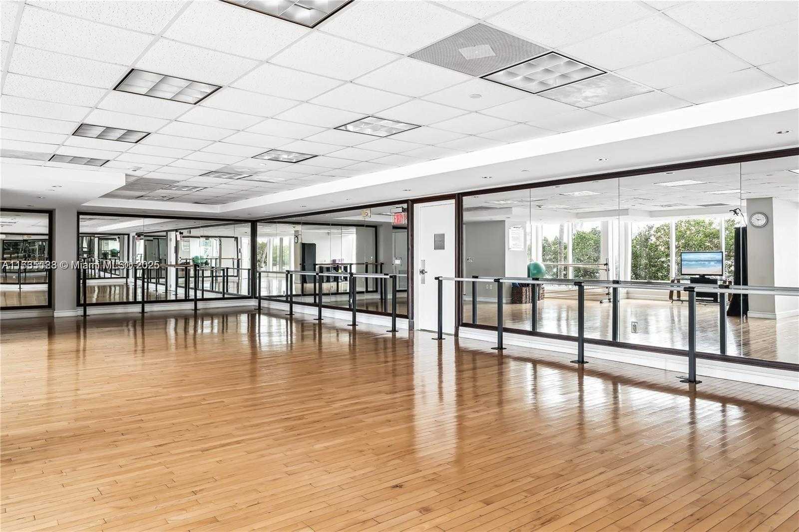Small Image of 3301 NORTH EAST 183RD ST #1209, Aventura Number 57