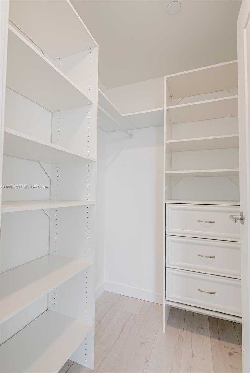 Small Image of 601 NORTH EAST 27TH ST #1502, Miami Number 15