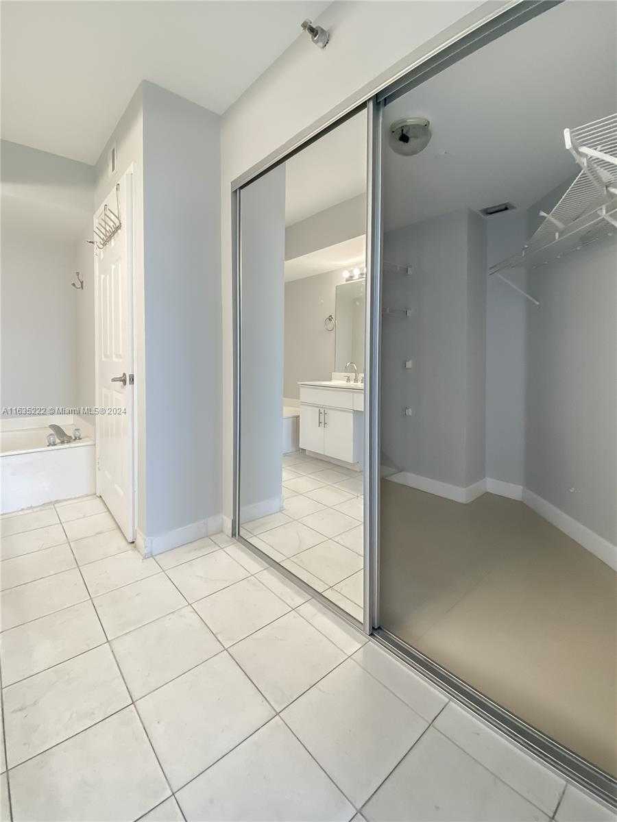 Small Image of 3400 NORTH EAST 192ND ST #LPH7, Aventura Number 10