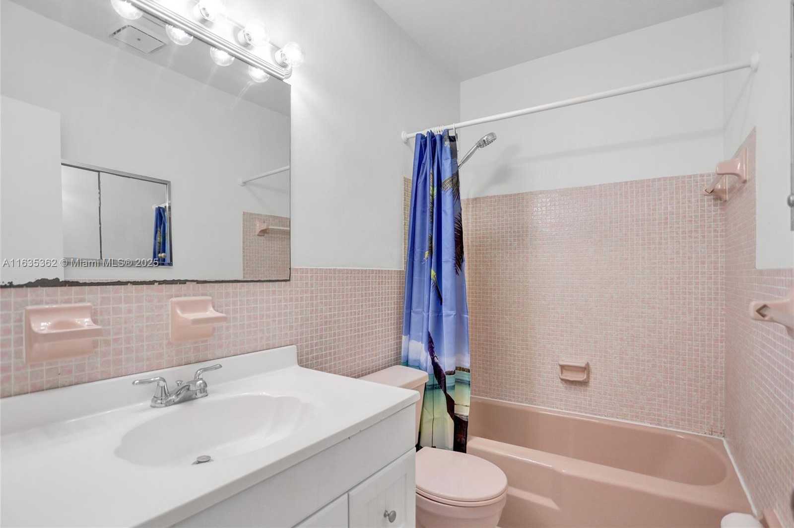 Small Image of 6856 ABBOTT AVE #6, Miami Beach Number 10